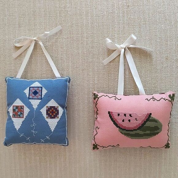 Vintage Handmade Needlework Small Door Hanger Ornament Set of 2 - Picture 1 of 6